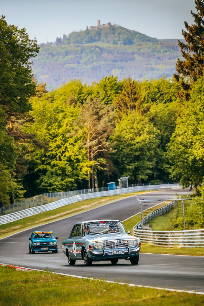 Das aktuelle Bild hat keinen Alternativtext. Der Dateiname ist: racetracker_16751551_254443.jpg